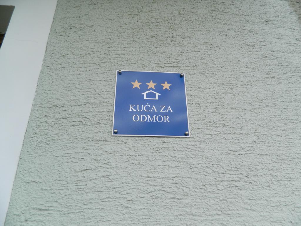 Vacation Home Kuca Za Odmor 크라스노 폴리에 외부 사진